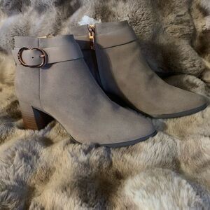 Ted Baker Women’s Gray Ankle Booties with Sleek Design New W/O box, Sz 38.5